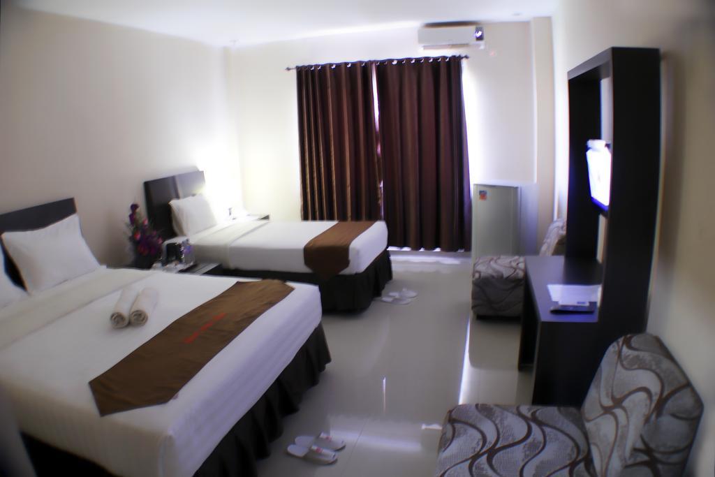 بالو Grand Duta Hotel المظهر الخارجي الصورة
