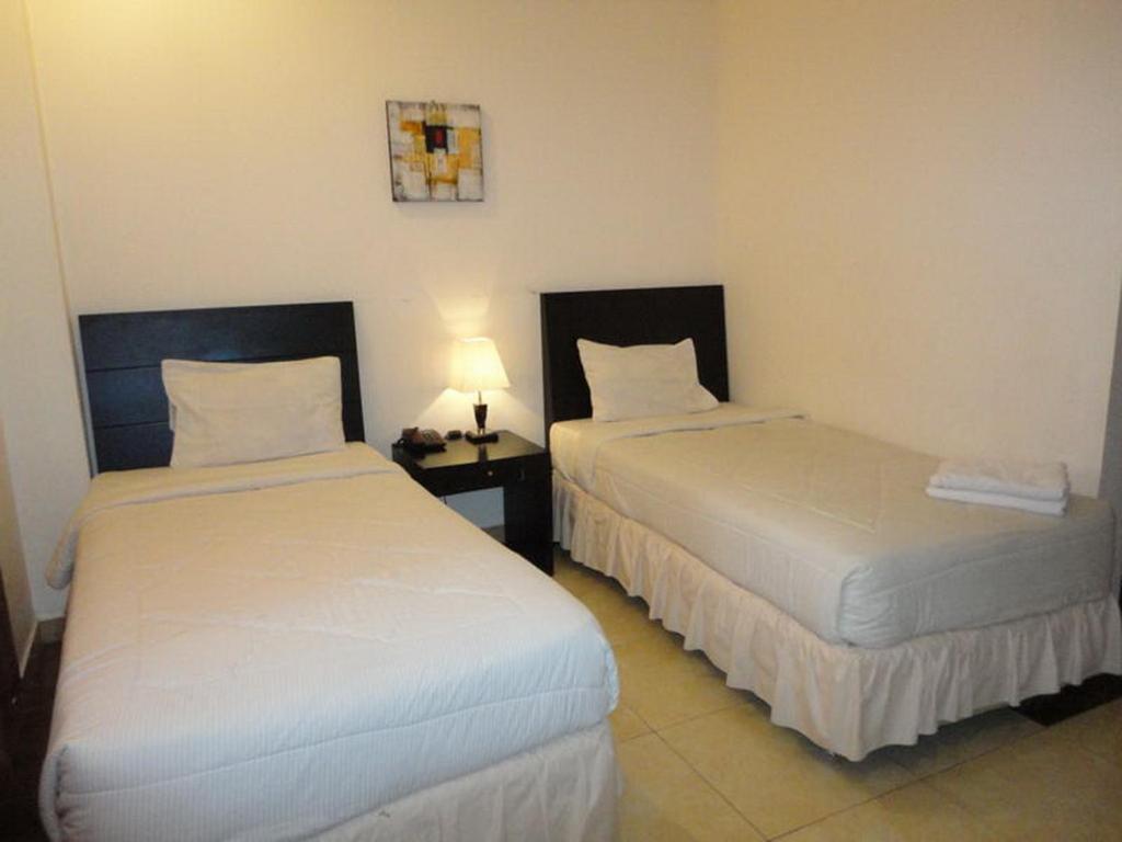 بالو Grand Duta Hotel الغرفة الصورة