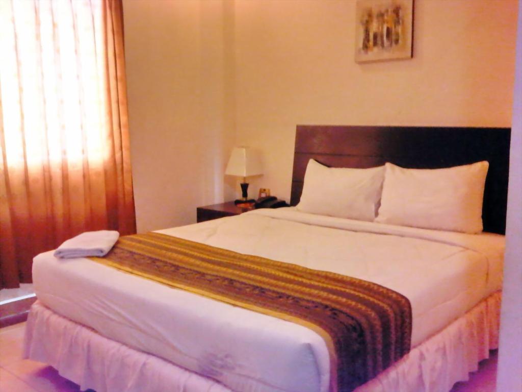 بالو Grand Duta Hotel الغرفة الصورة